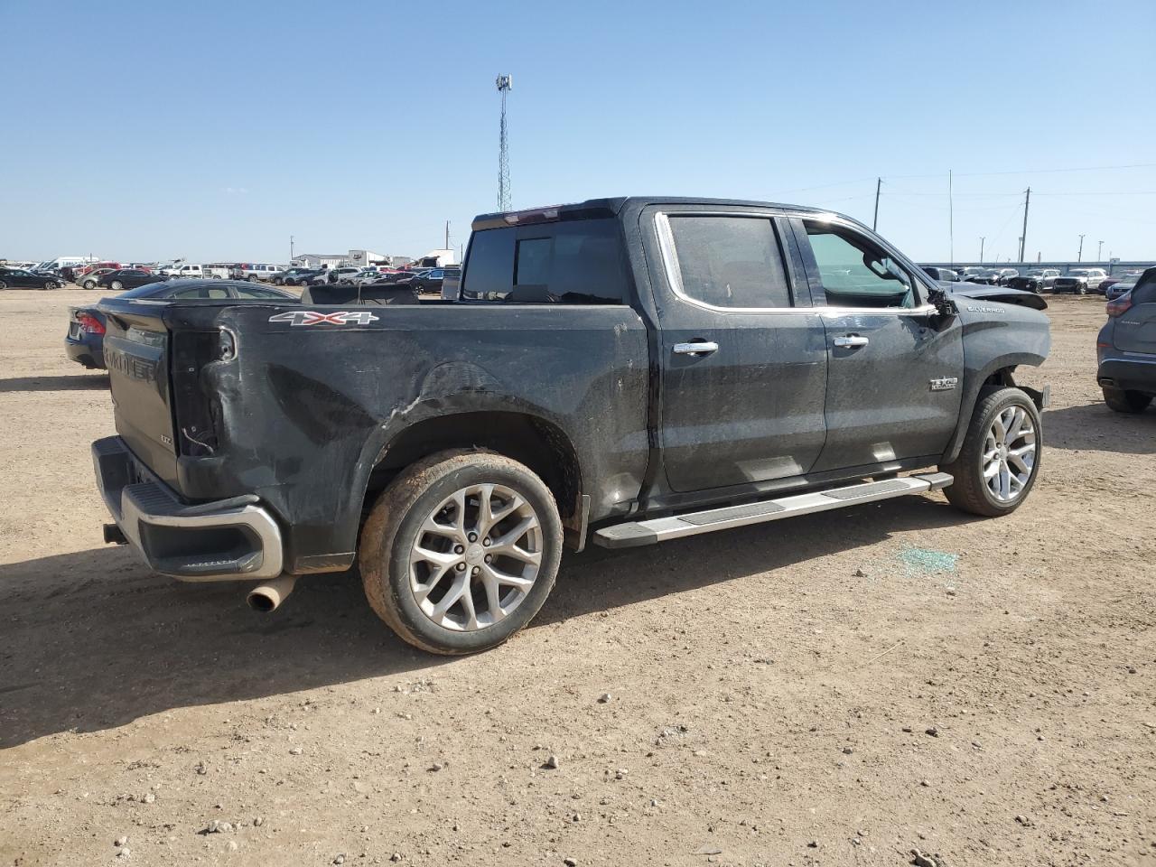 2019 CHEVROLET SILVERADO - Image 3