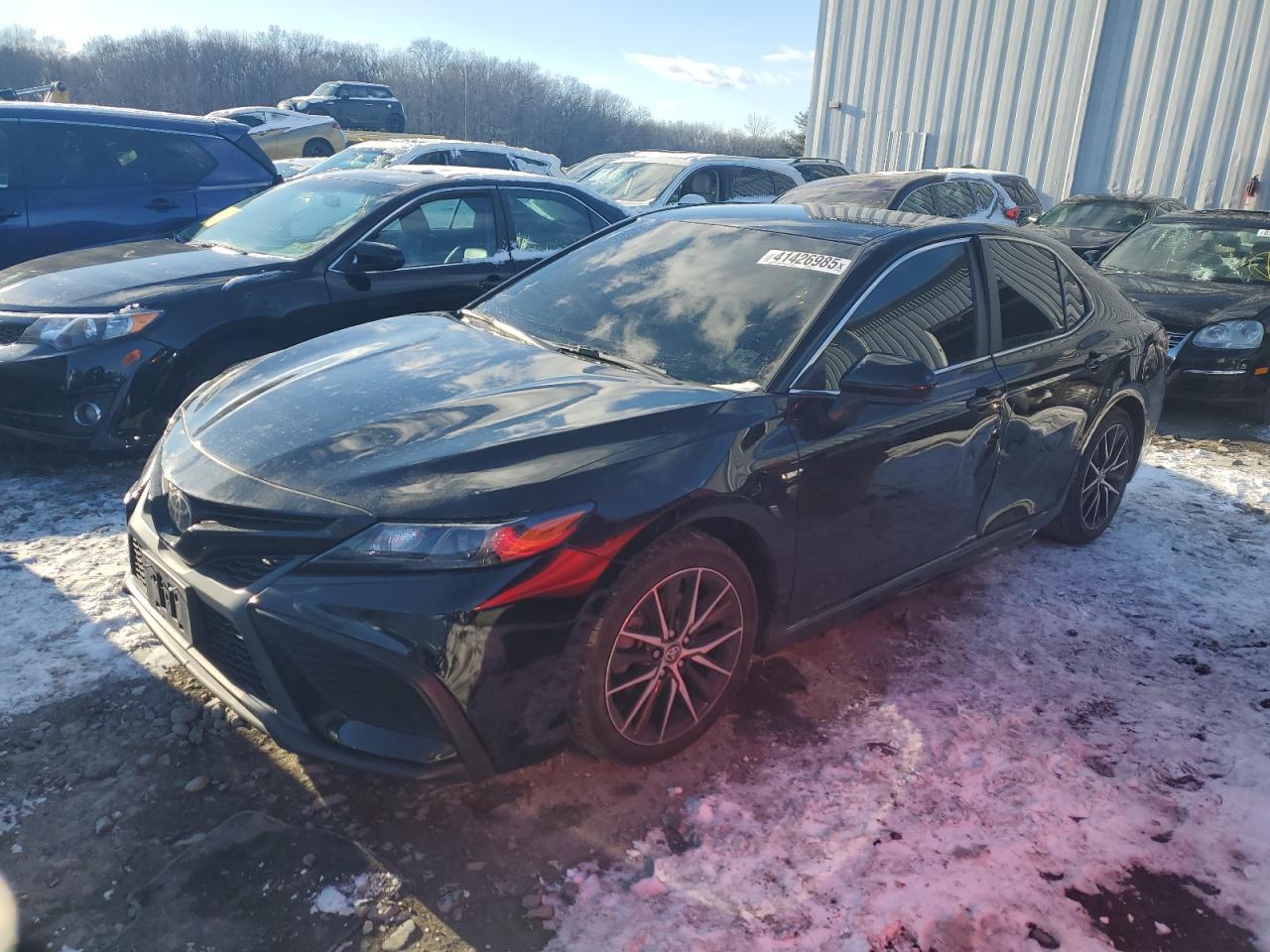 2021 TOYOTA CAMRY SE