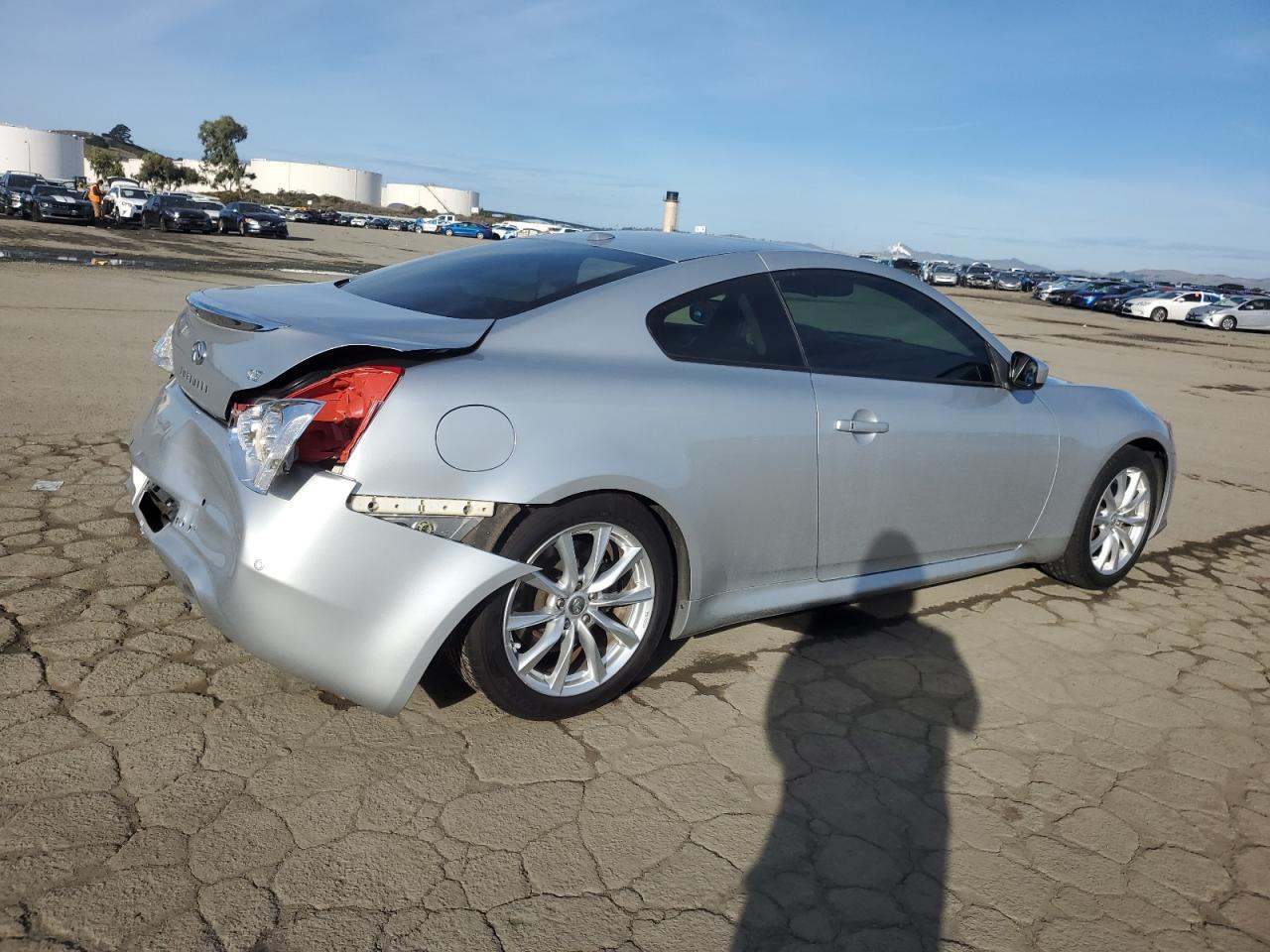 2012 INFINITI G37 BASE - Image 3