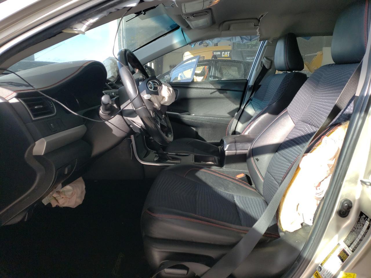 2015 TOYOTA CAMRY LE - Image 7