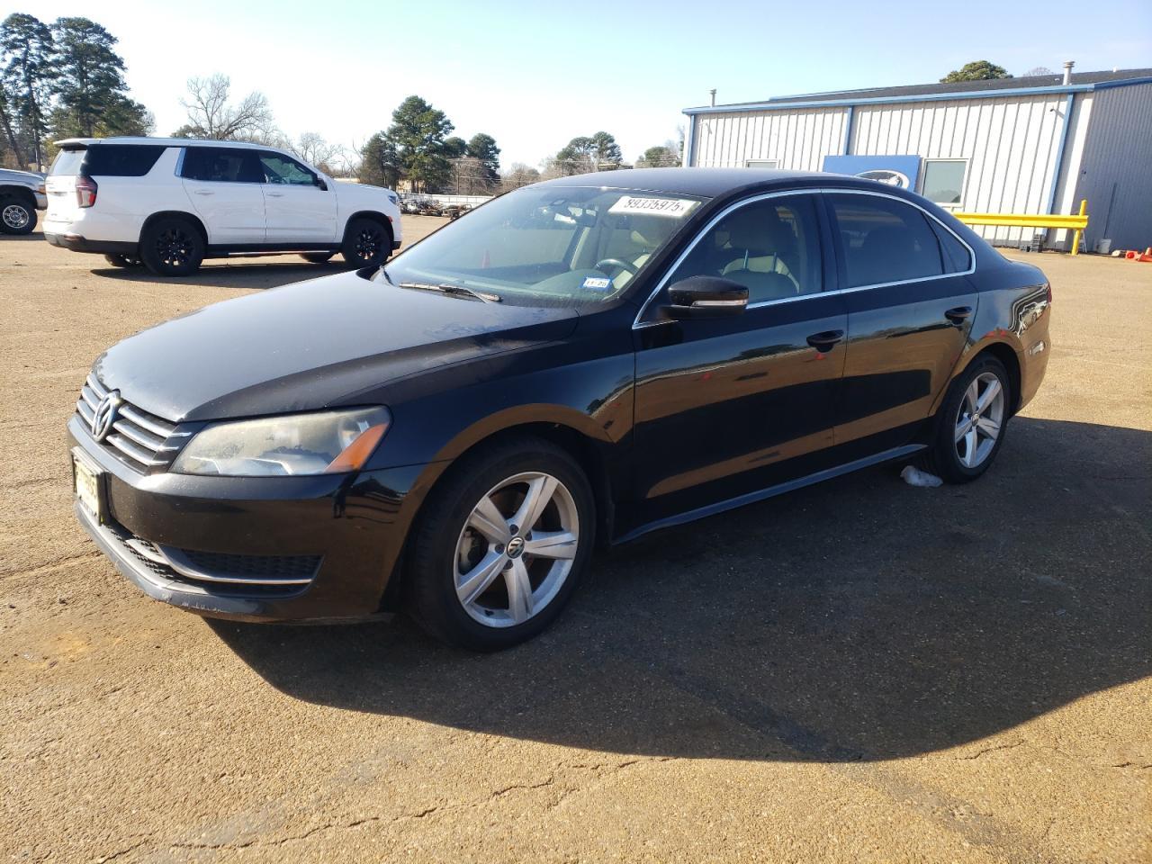 2015 VOLKSWAGEN PASSAT SE