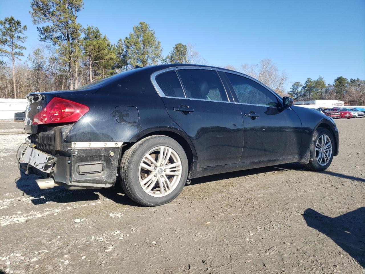 2012 INFINITI G37 - Image 3