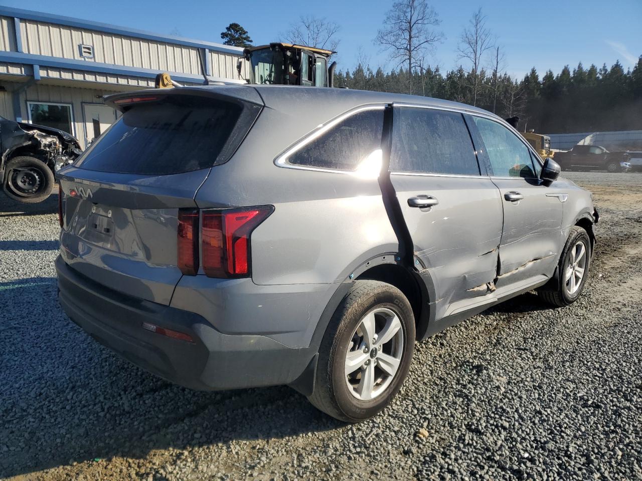 2023 KIA SORENTO LX - Фото 3