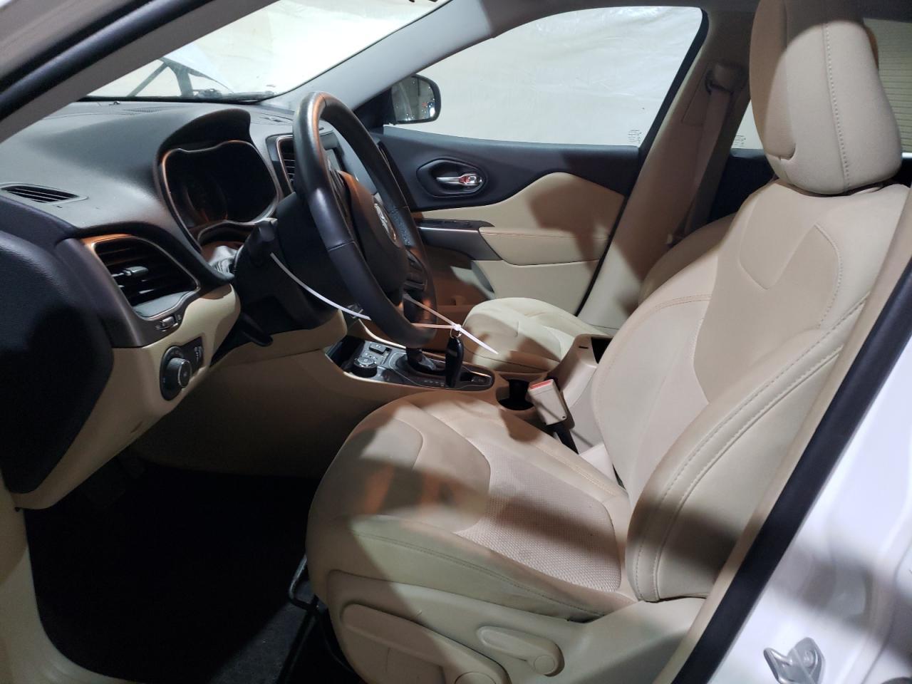 2019 JEEP CHEROKEE L - Image 7