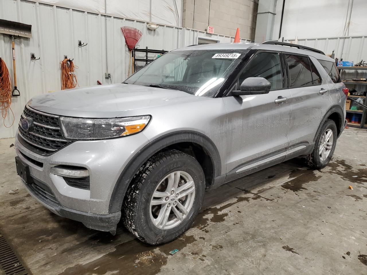2023 FORD EXPLORER X
