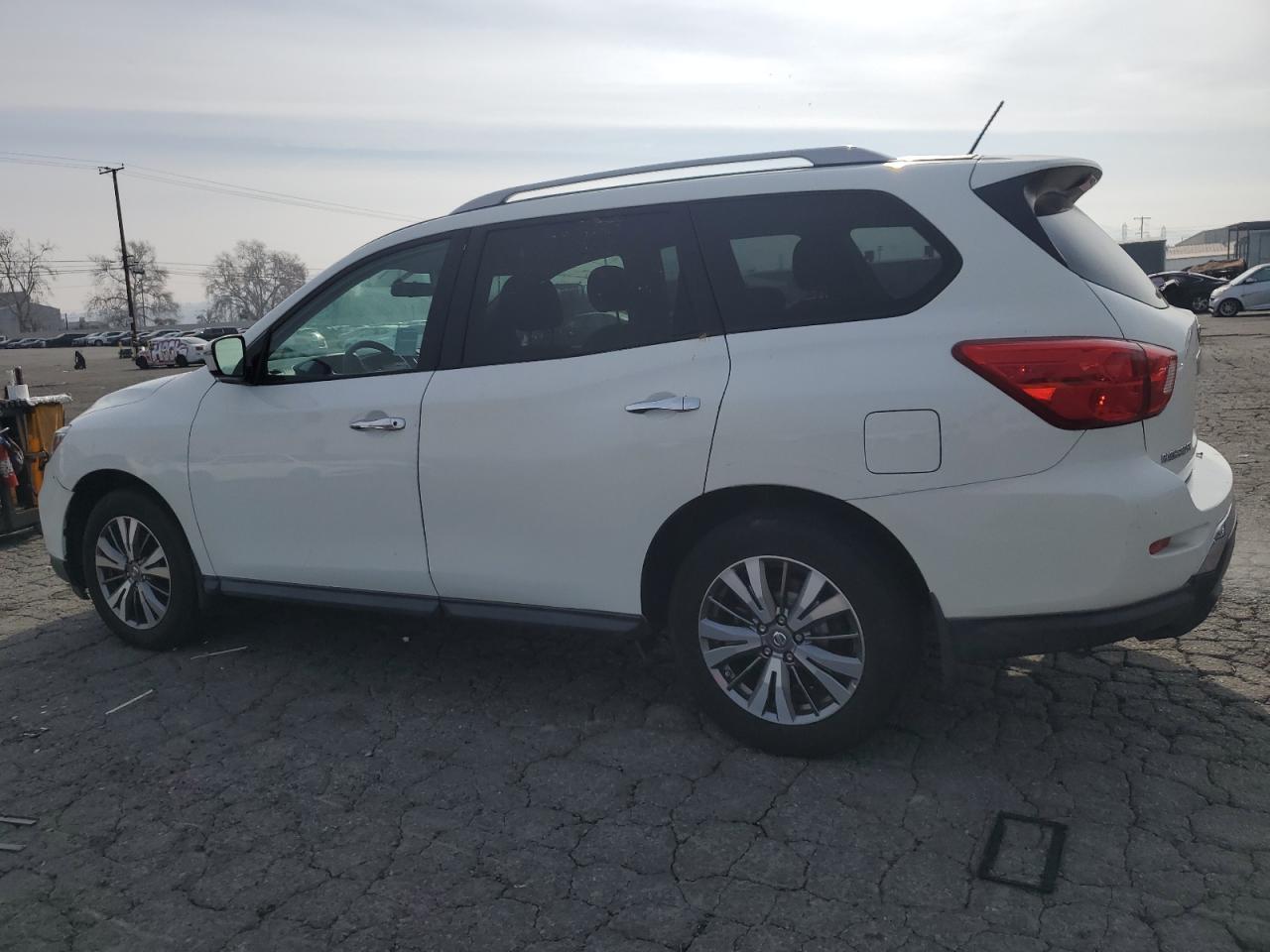2018 NISSAN PATHFINDER - Image 2