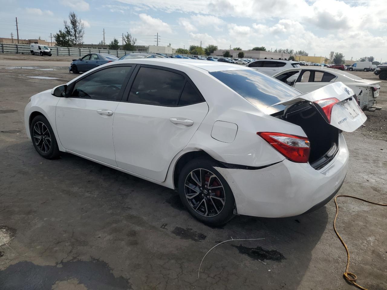2016 TOYOTA COROLLA L - Фото 2