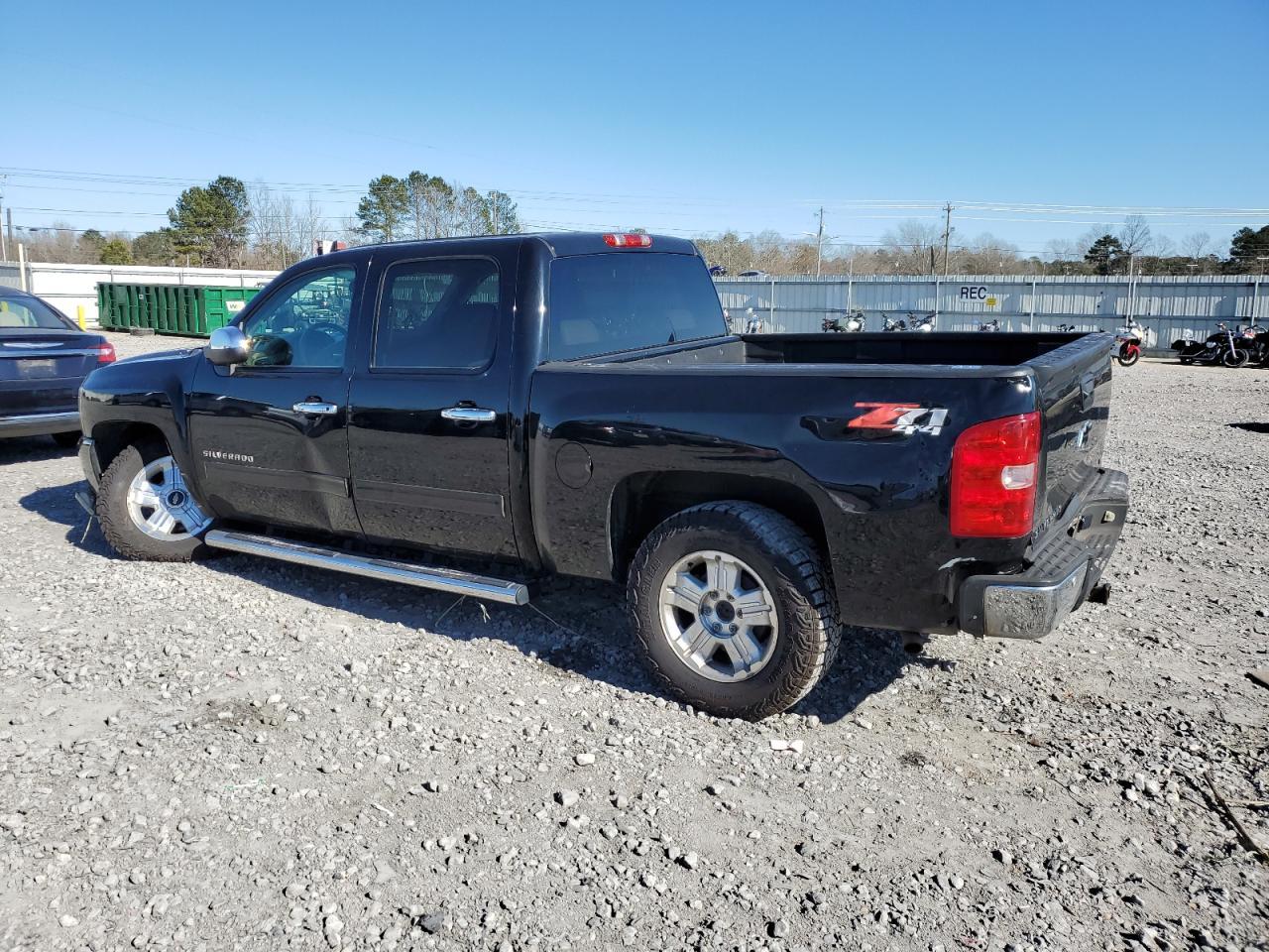 2013 CHEVROLET SILVERADO - Image 2