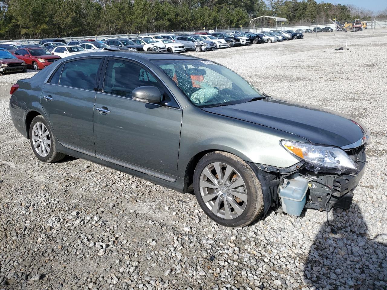 2011 TOYOTA AVALON BAS - Image 4