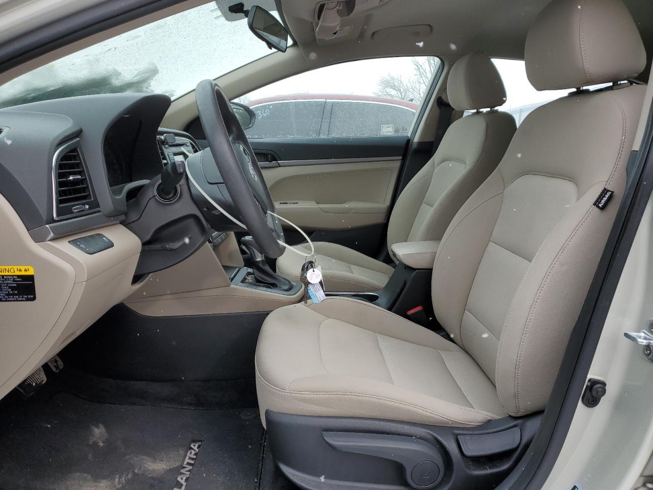 2018 HYUNDAI ELANTRA SE - Image 7