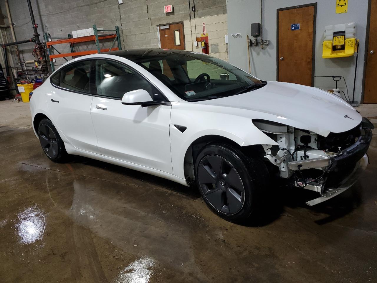 2023 TESLA MODEL 3 - Фото 4