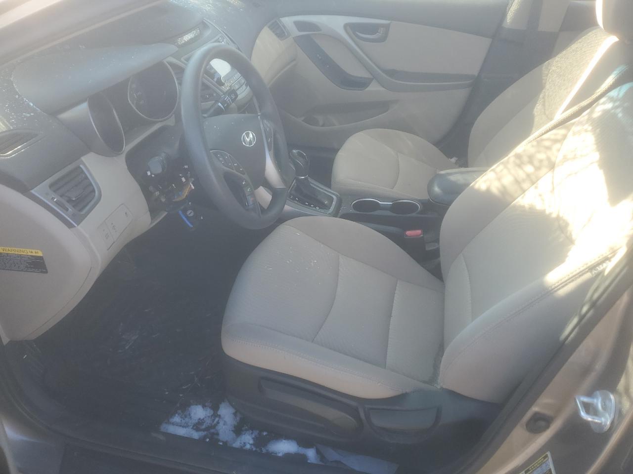2015 HYUNDAI ELANTRA SE - Фото 7