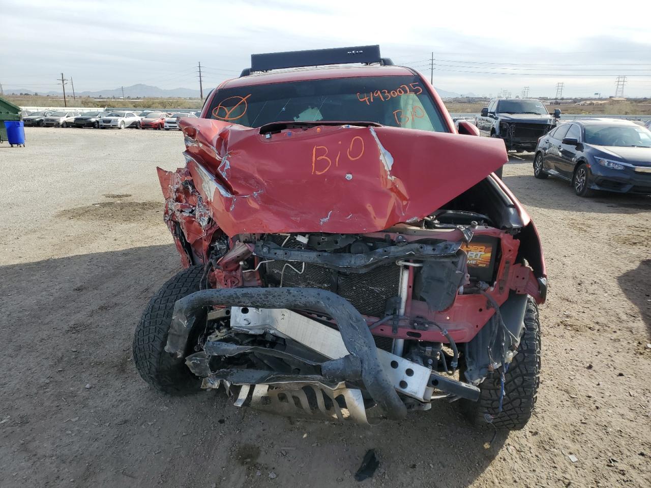 2017 TOYOTA 4RUNNER SR - Фото 5