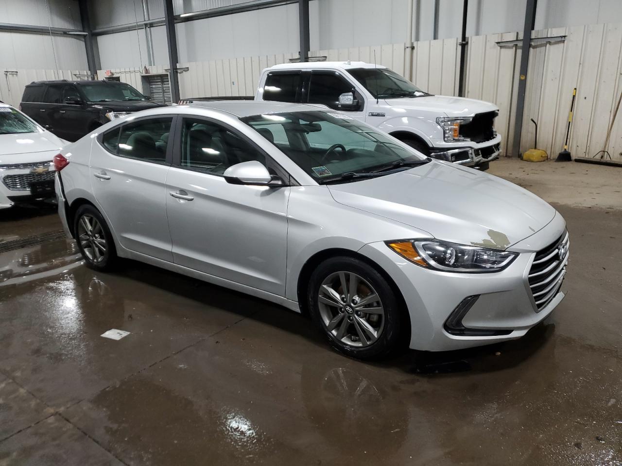2017 HYUNDAI ELANTRA SE - Фото 4