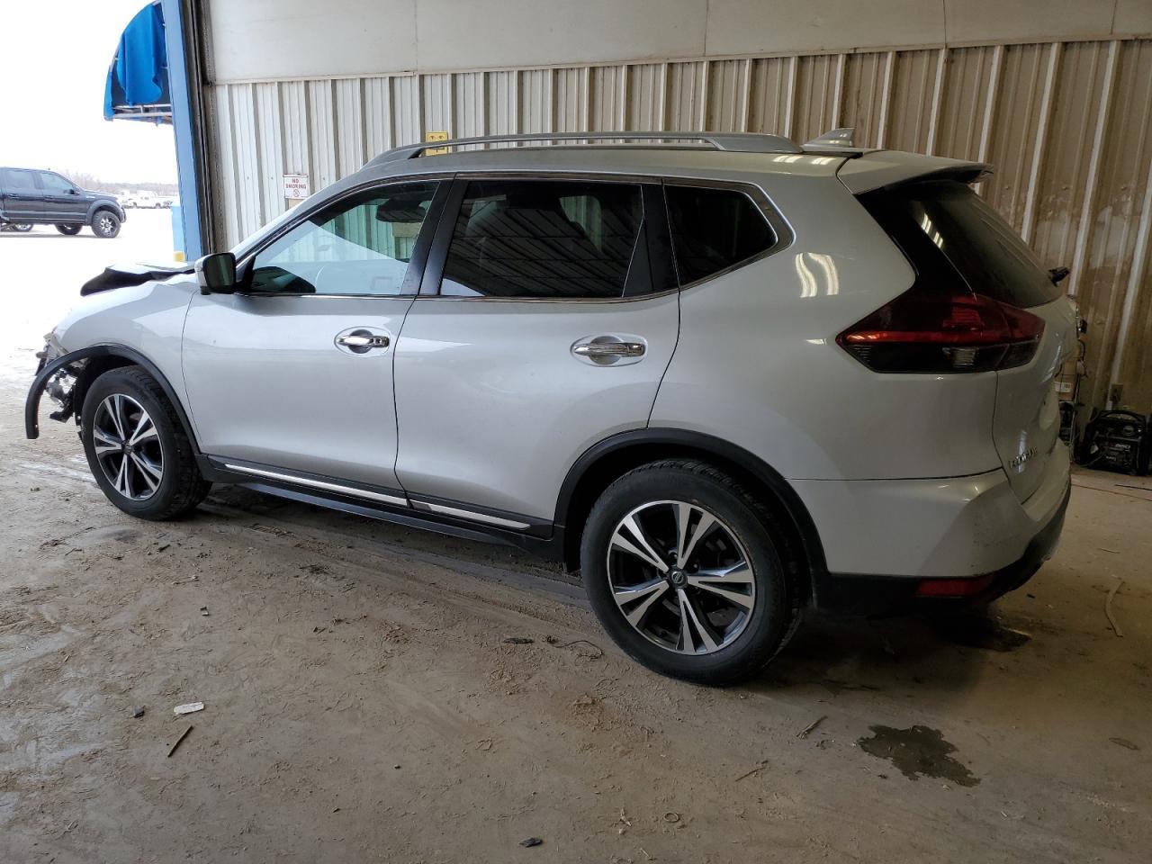 2018 NISSAN ROGUE S - Image 2