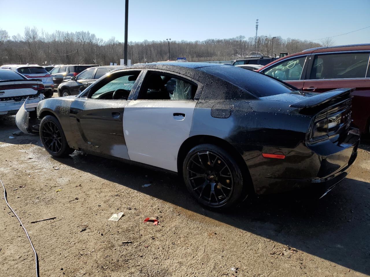 2014 DODGE CHARGER SE - Image 2