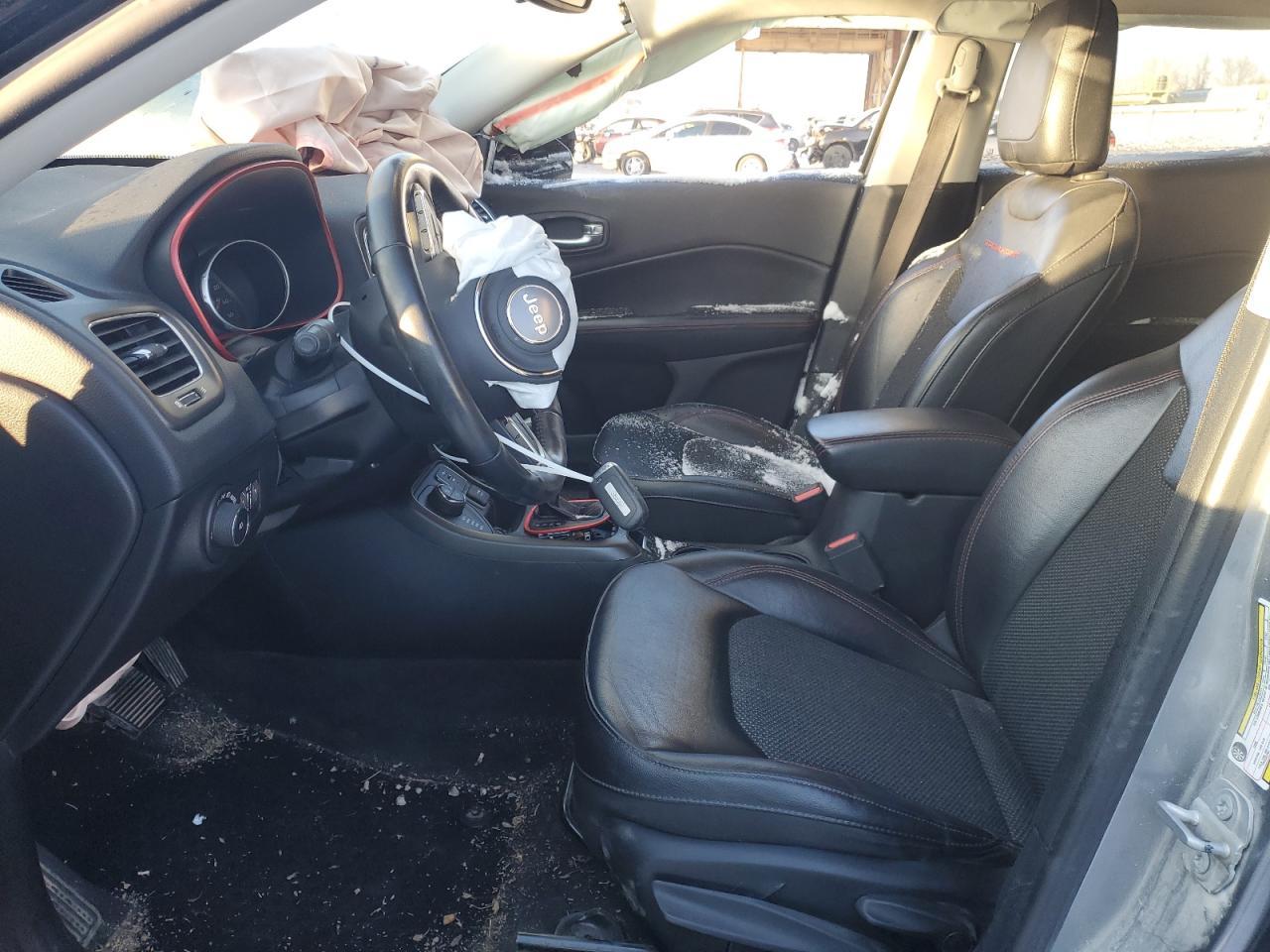 2019 JEEP COMPASS TR - Фото 7