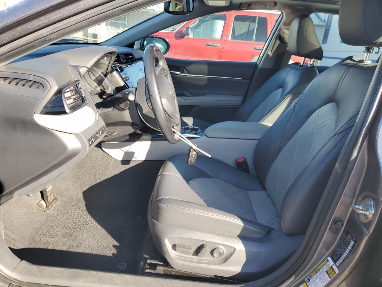 2019 TOYOTA CAMRY L - Image 7