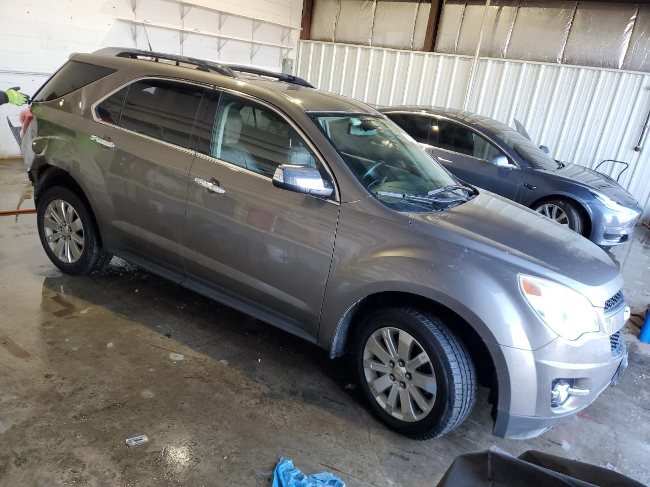 2011 CHEVROLET EQUINOX LT - Фото 4