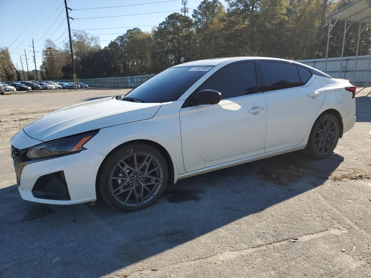 2024 NISSAN ALTIMA SR