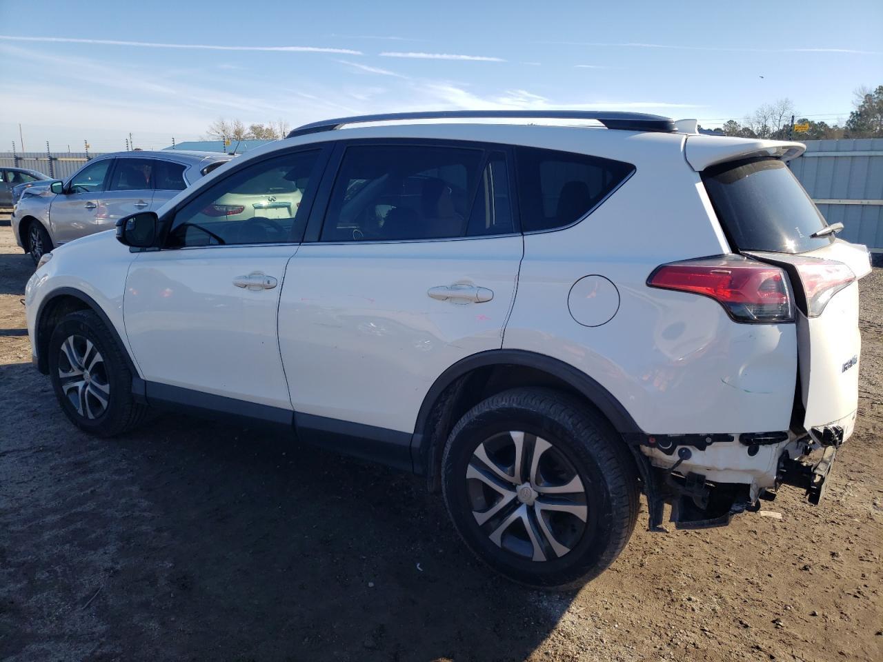 2018 TOYOTA RAV4 LE - Image 2