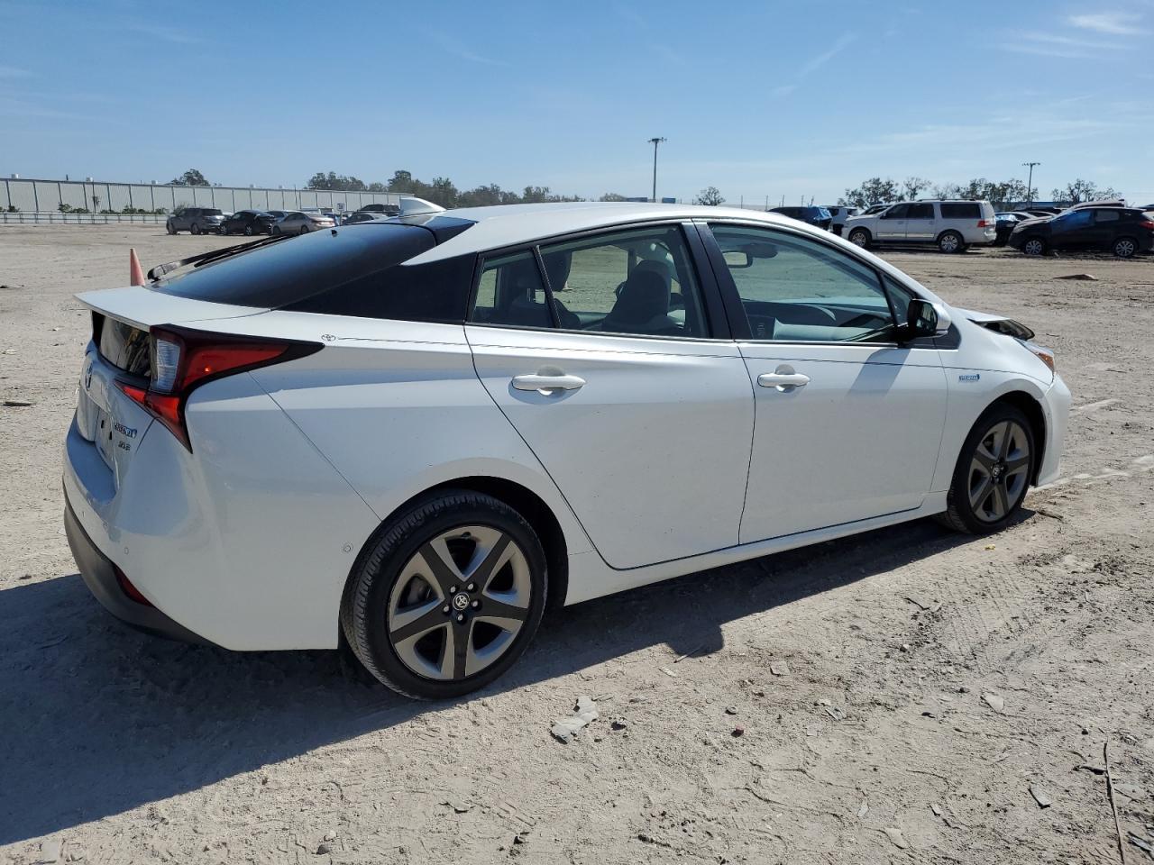 2019 TOYOTA PRIUS - Фото 3