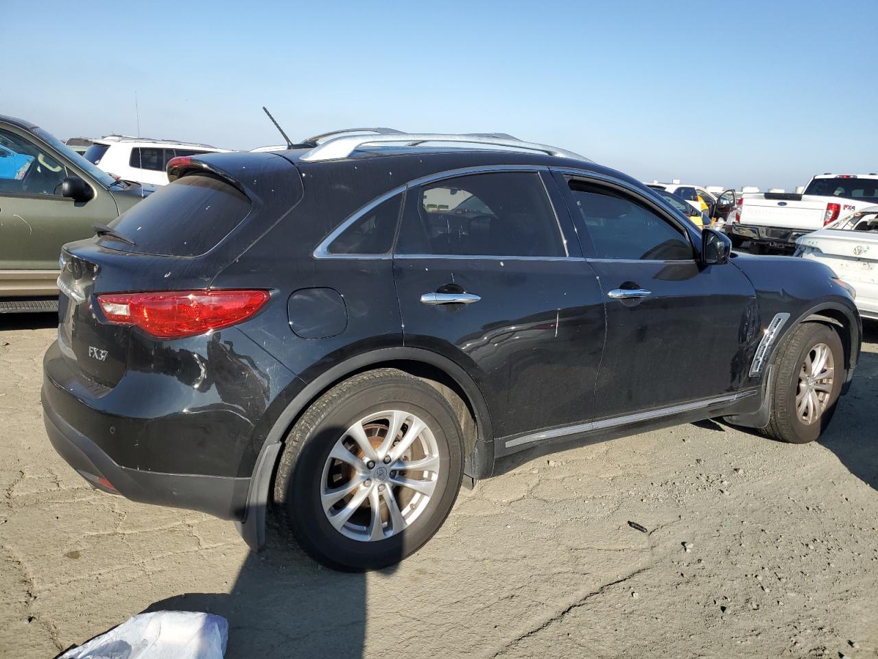 2013 INFINITI FX37 - Image 3