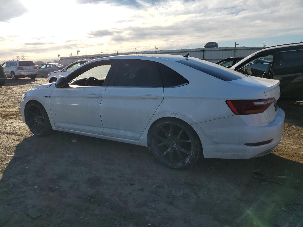 2019 VOLKSWAGEN JETTA S - Фото 2