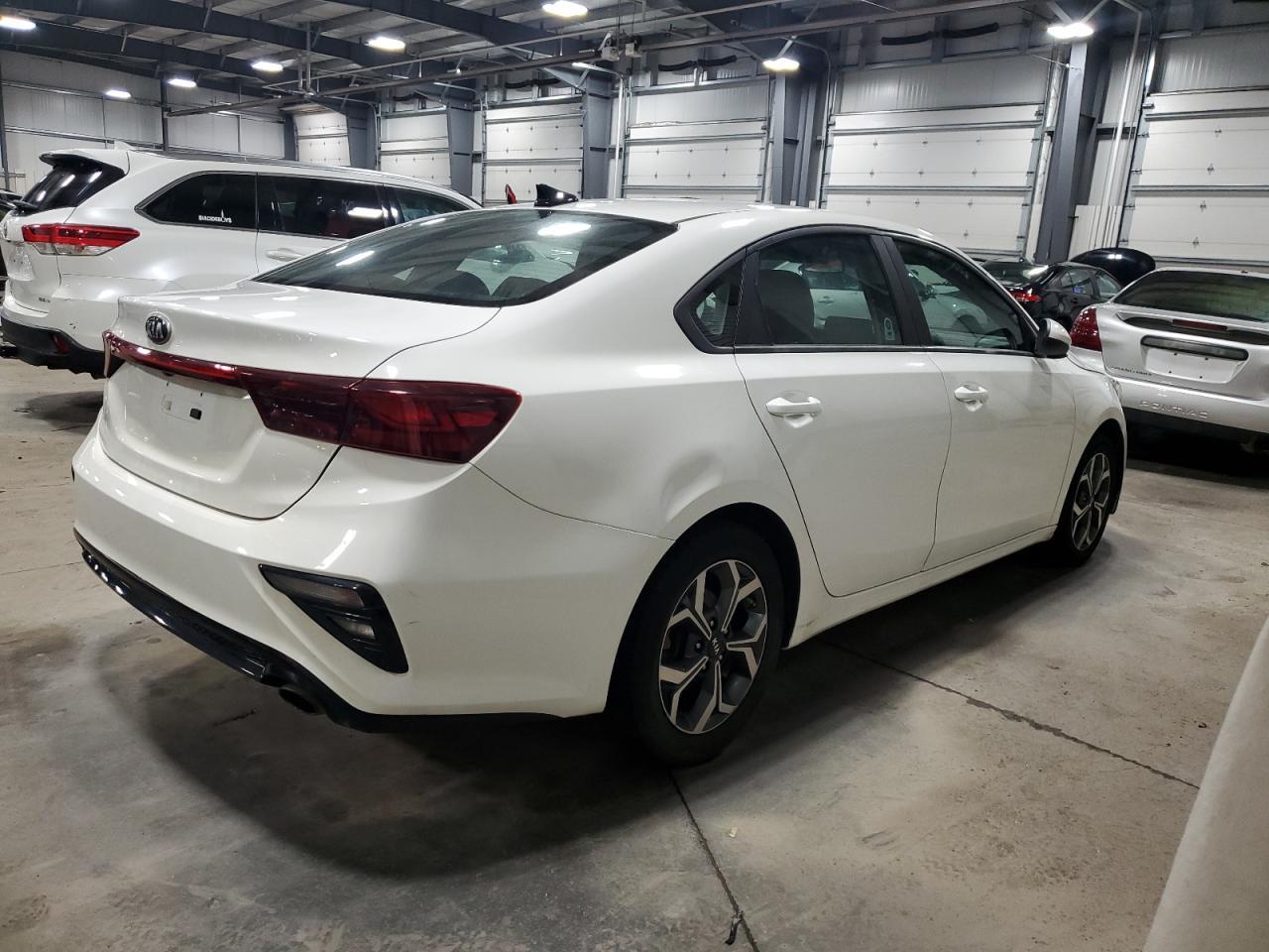 2020 KIA FORTE FE - Фото 3