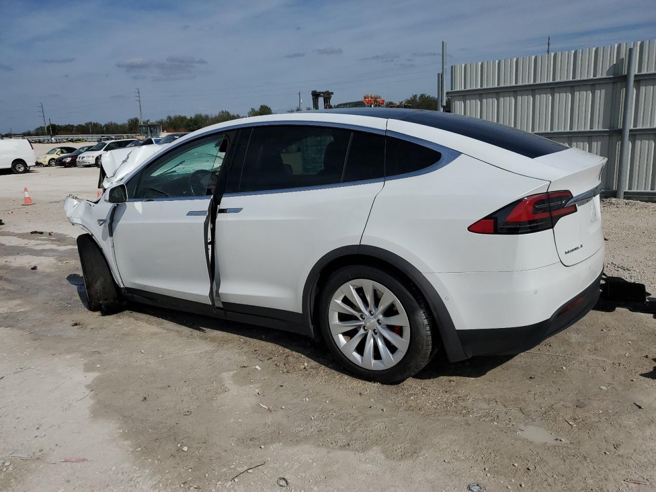 2016 TESLA MODEL X - Image 2