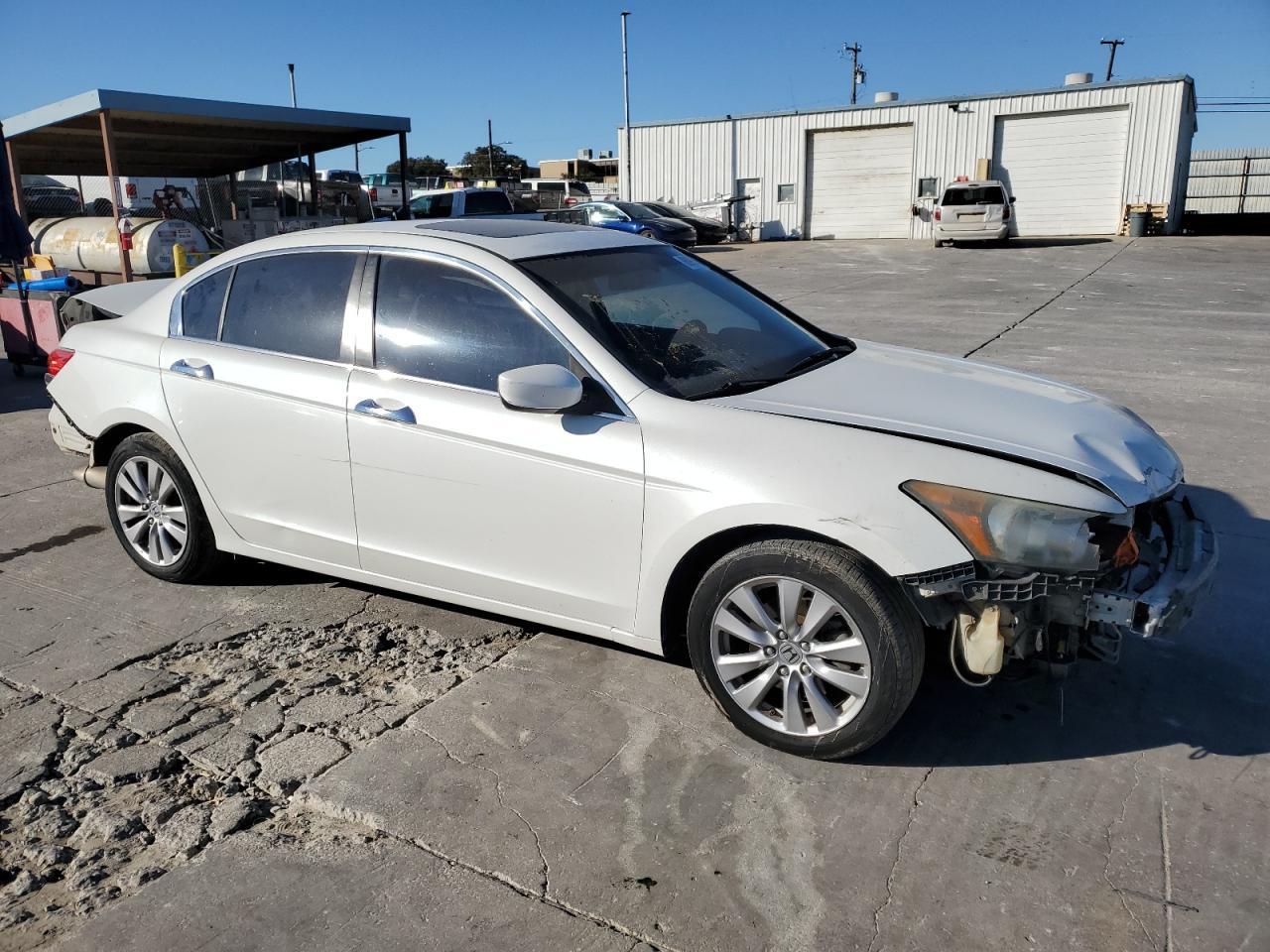 2012 HONDA ACCORD EXL - Image 4