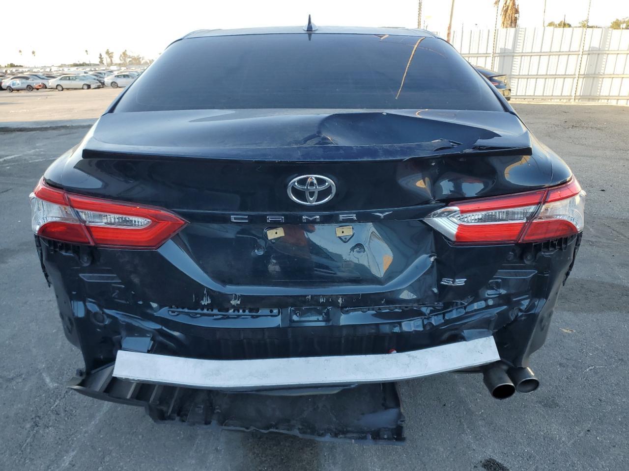 2020 TOYOTA CAMRY SE - Image 6