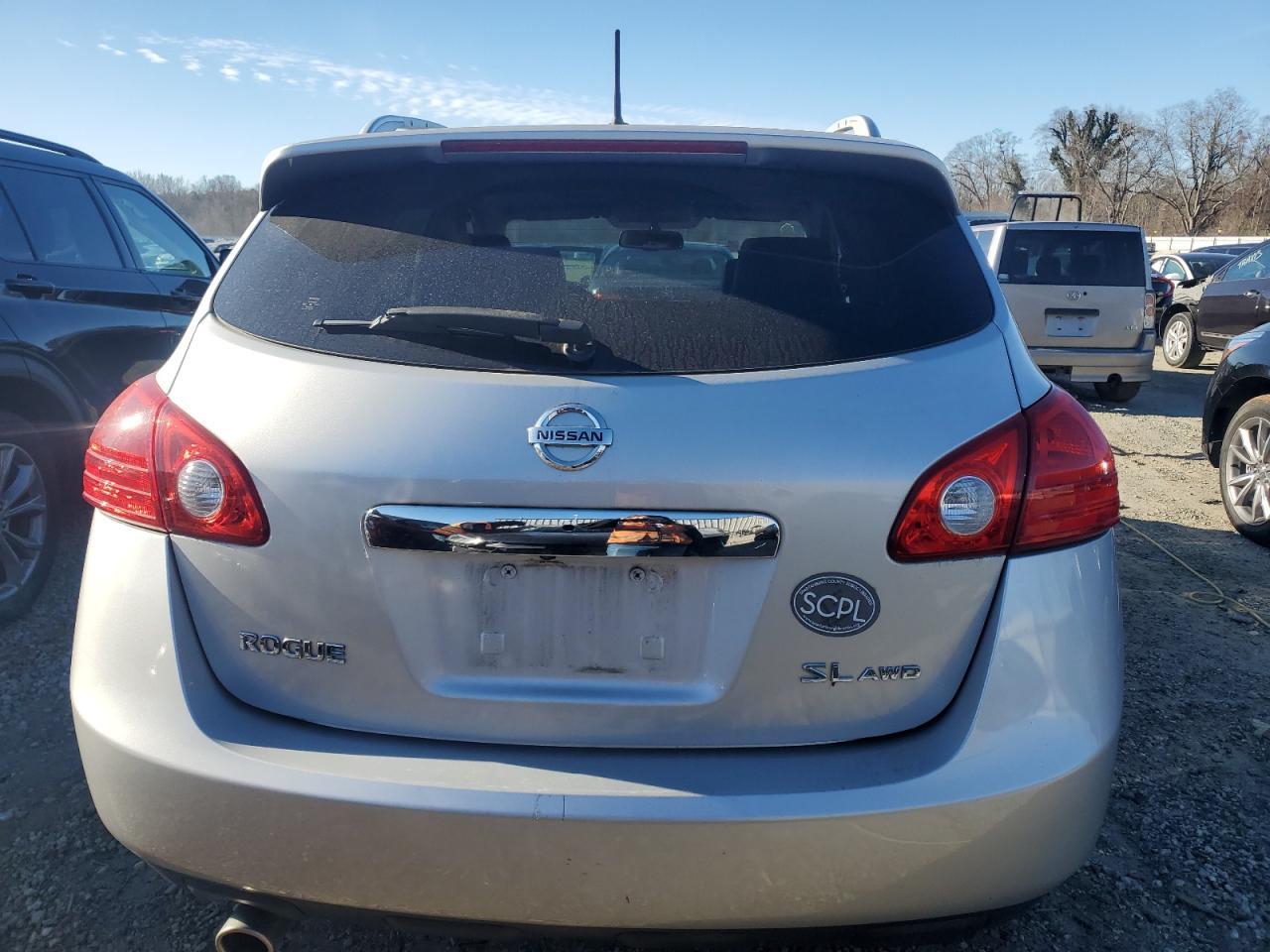 2013 NISSAN ROGUE S - Image 6