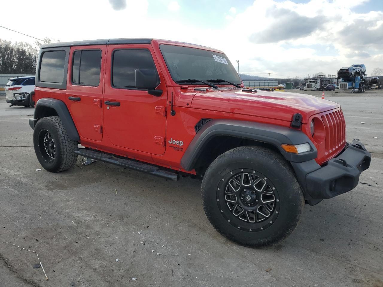 2019 JEEP WRANGLER U - Image 4