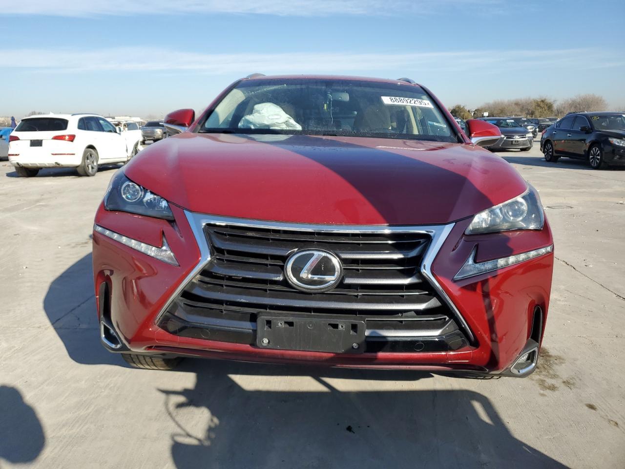2015 LEXUS NX 200T - Фото 5