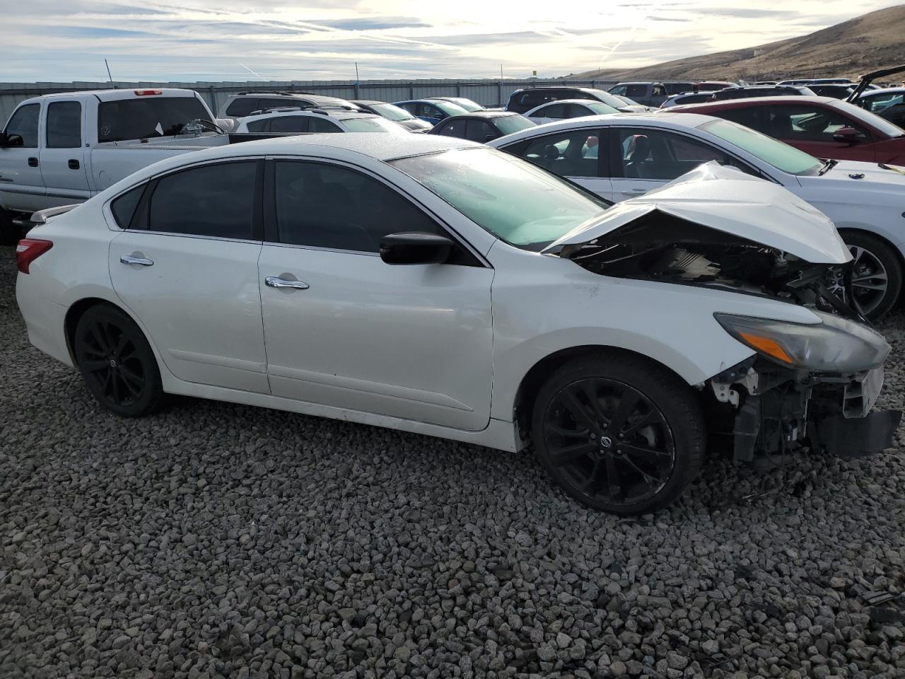 2017 NISSAN ALTIMA 2.5 - Фото 4