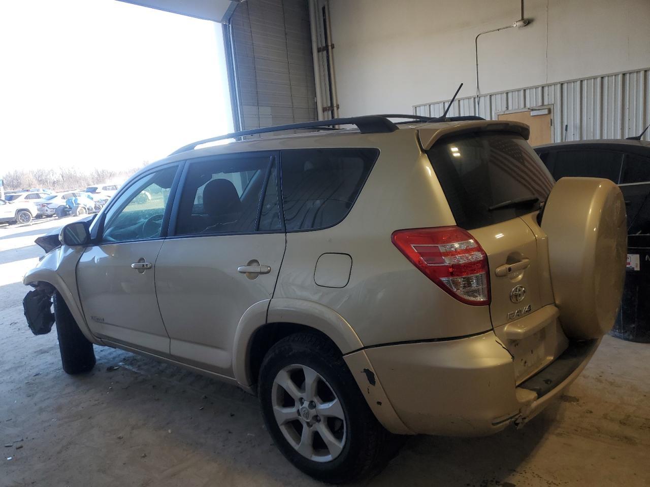 2011 TOYOTA RAV4 LIMIT - Фото 2
