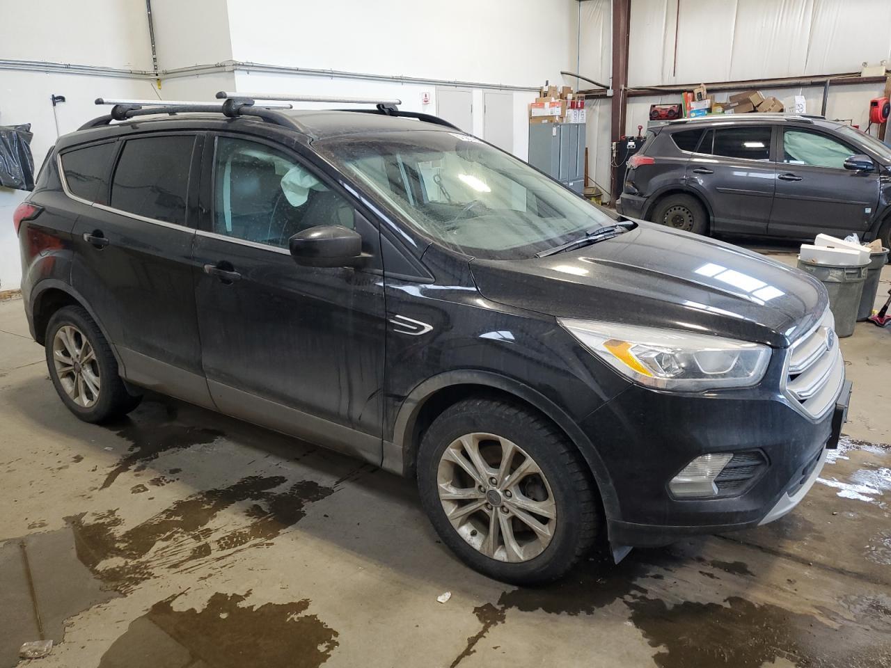 2019 FORD ESCAPE SEL - Image 4