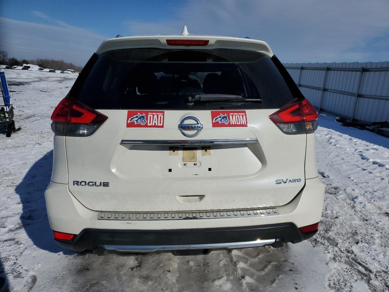 2017 NISSAN ROGUE S - Фото 6