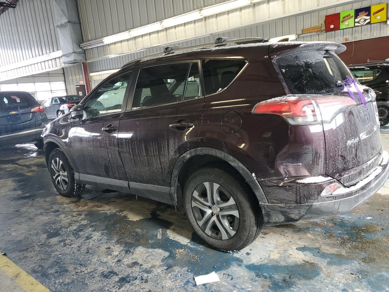 2018 TOYOTA RAV4 LE - Image 2
