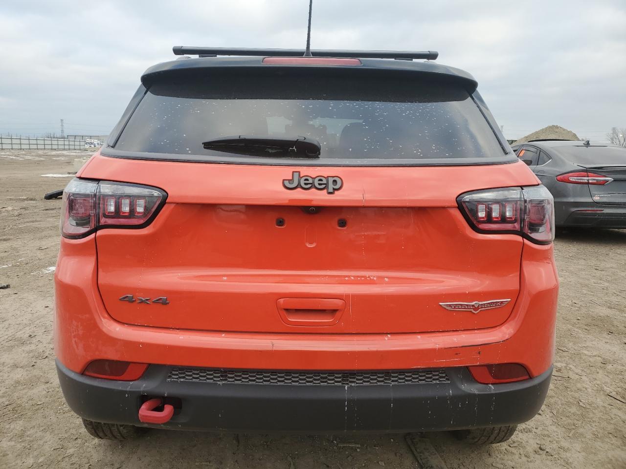 2019 JEEP COMPASS TR - Фото 6