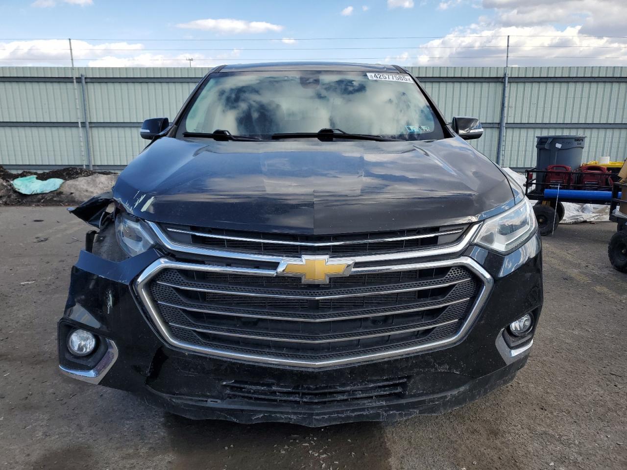 2021 CHEVROLET TRAVERSE L - Фото 5