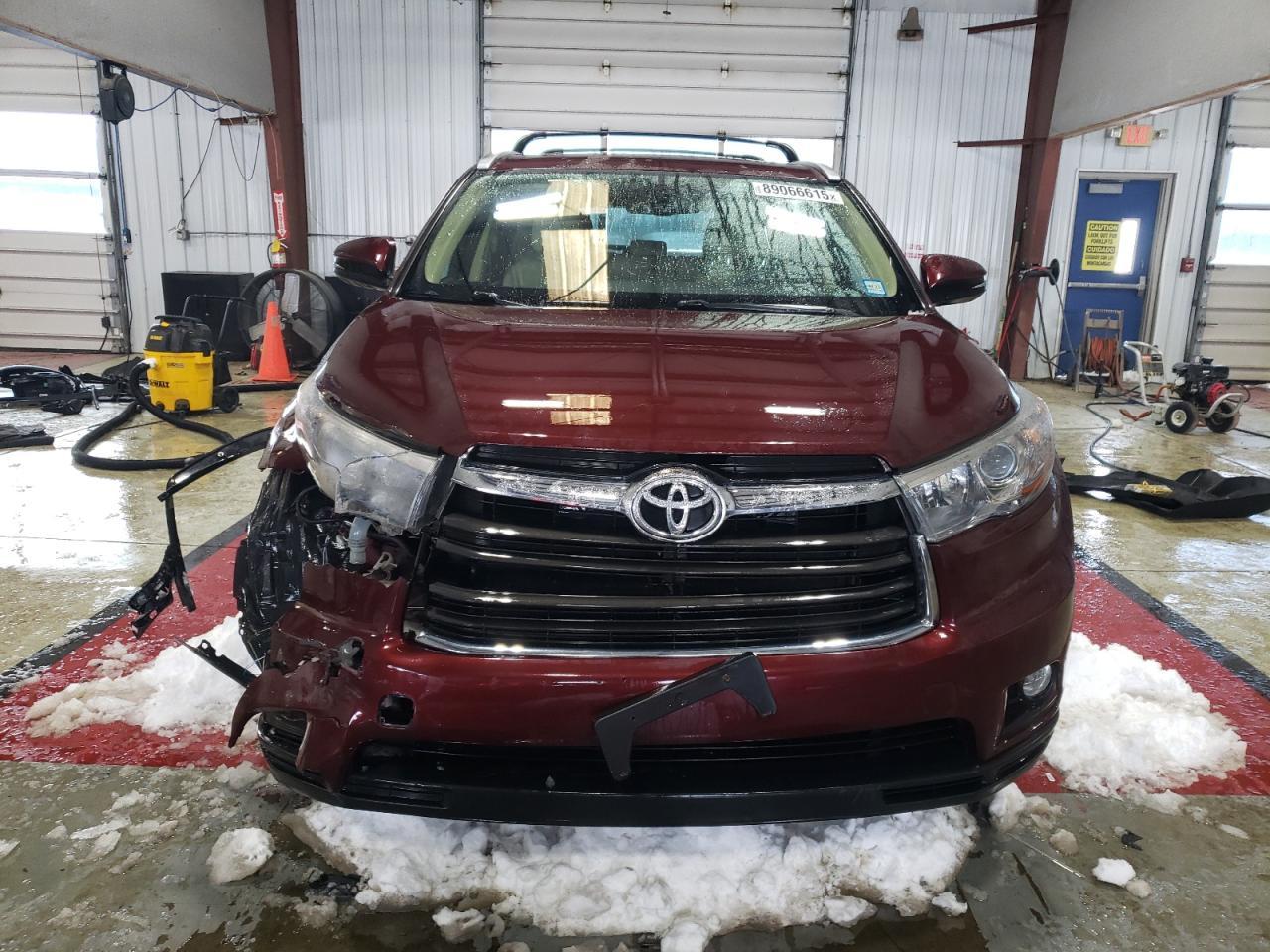 2015 TOYOTA HIGHLANDER - Image 5