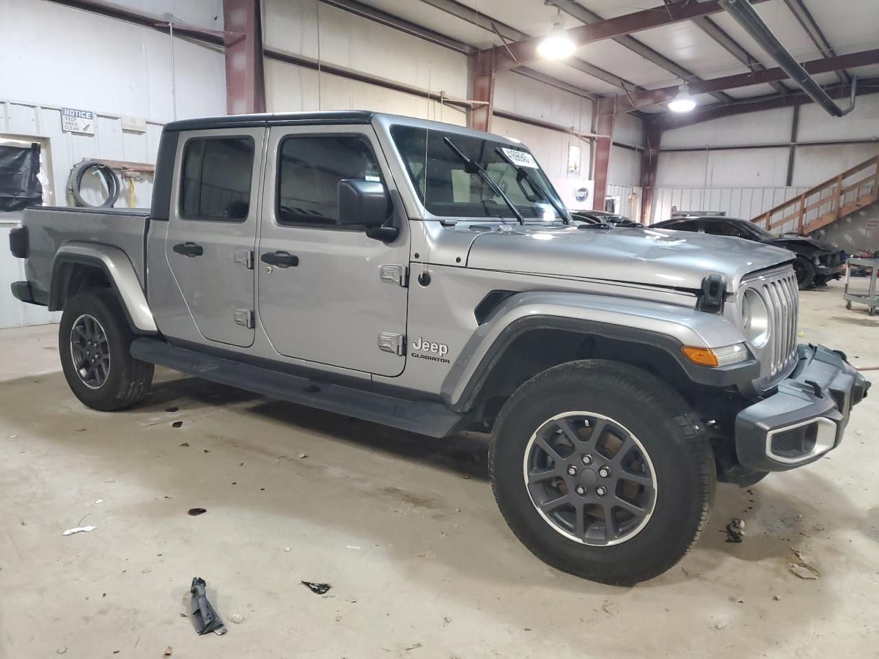 2020 JEEP GLADIATOR - Image 4