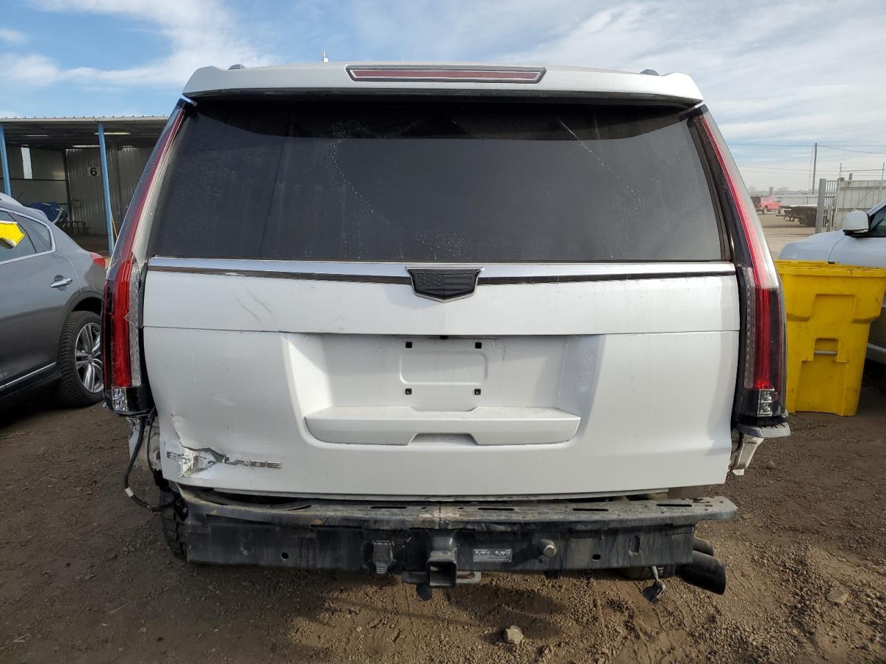 2016 CADILLAC ESCALADE P - Image 6