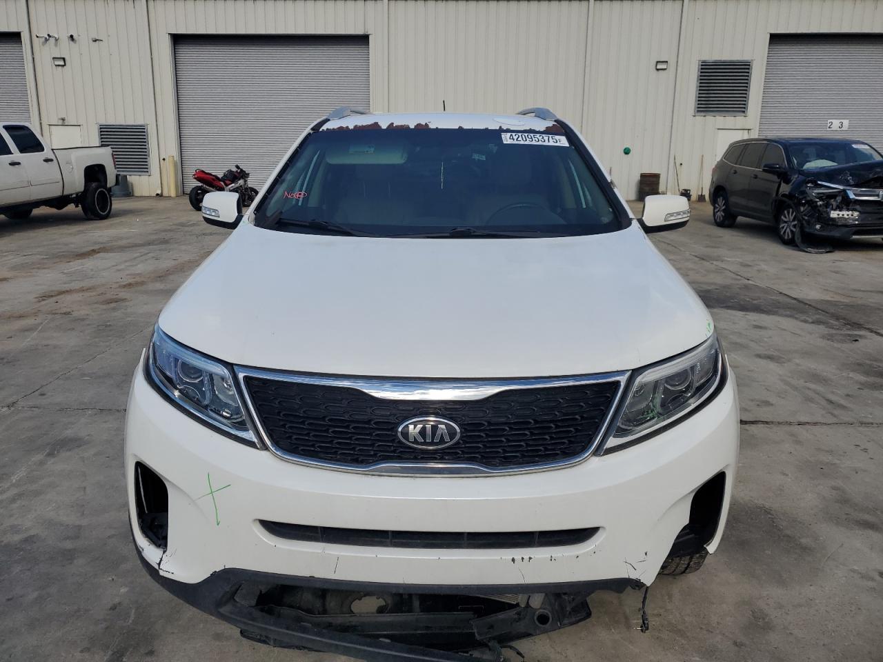 2015 KIA SORENTO LX - Image 5