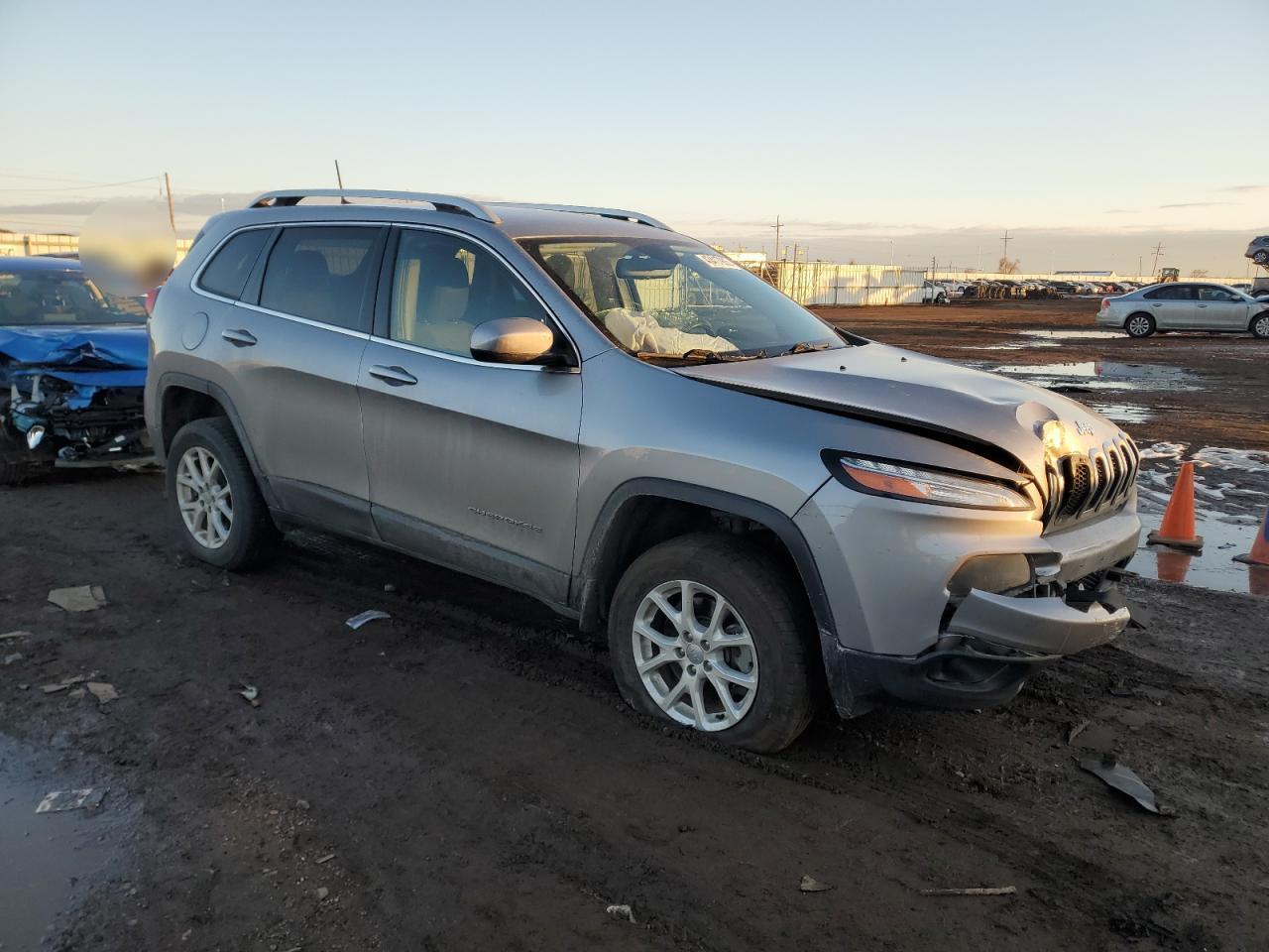 2017 JEEP CHEROKEE L - Image 4