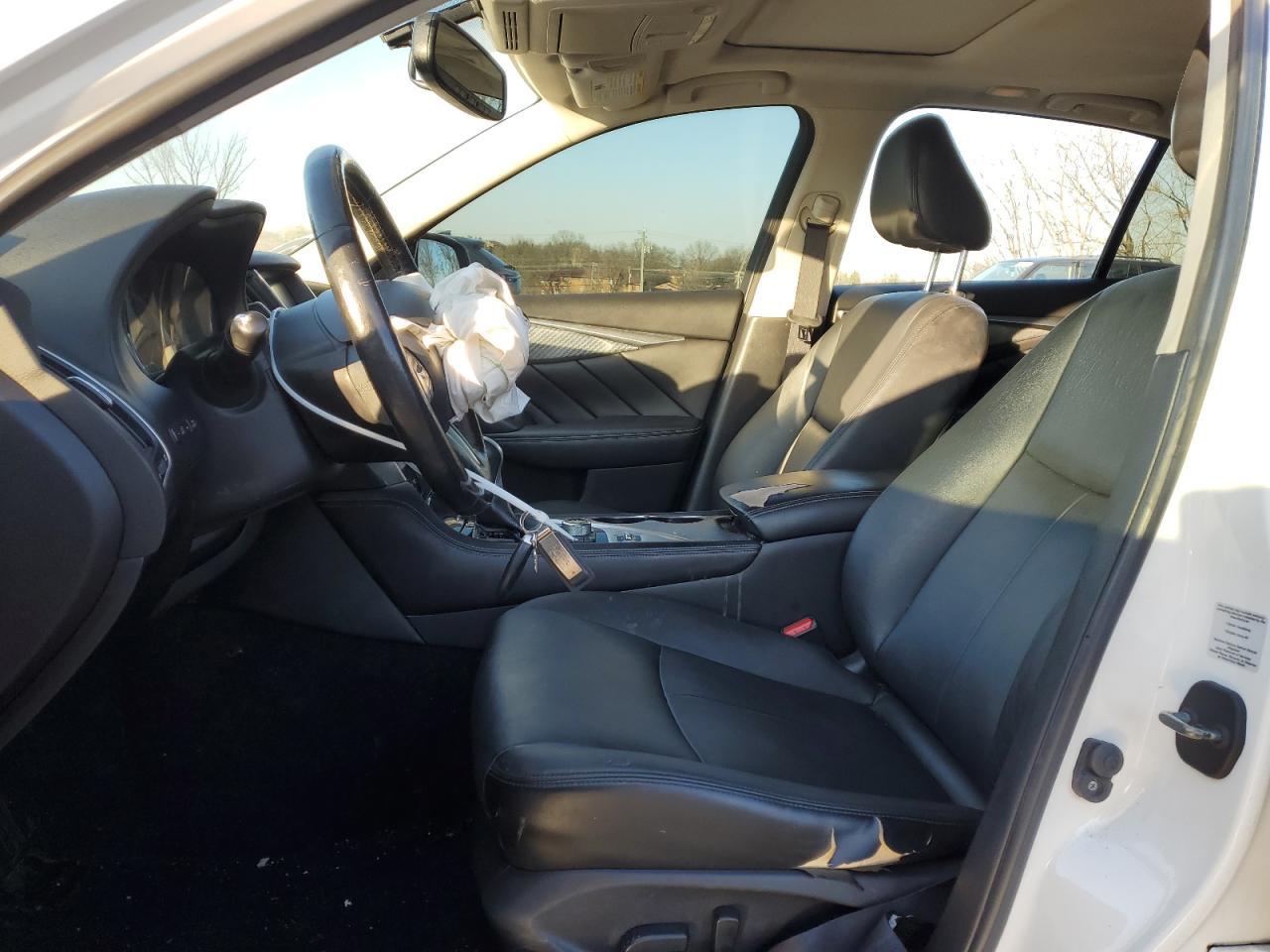 2015 INFINITI Q50 BASE - Image 7