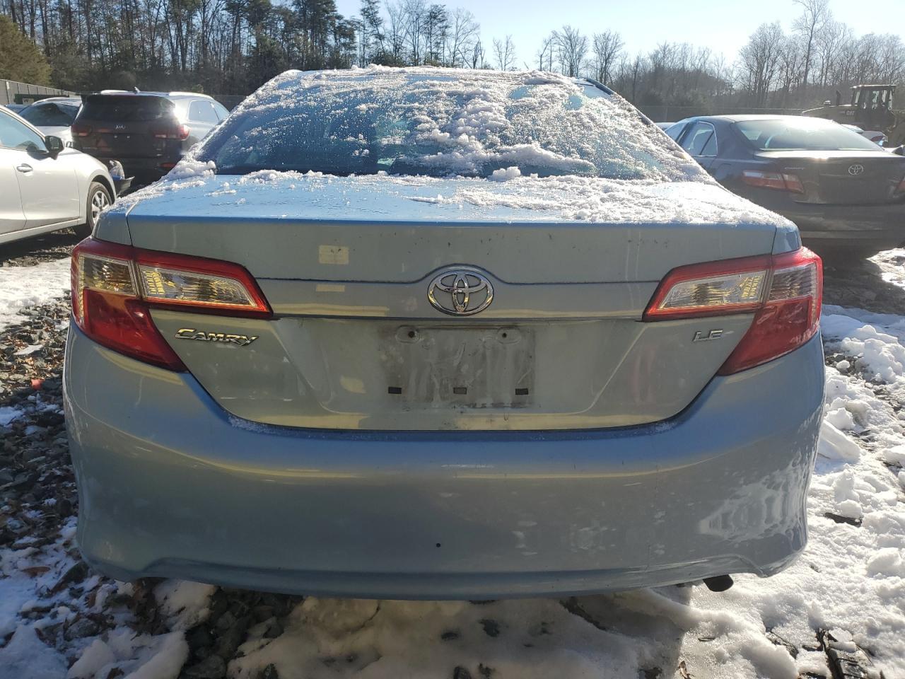 2013 TOYOTA CAMRY L - Фото 6