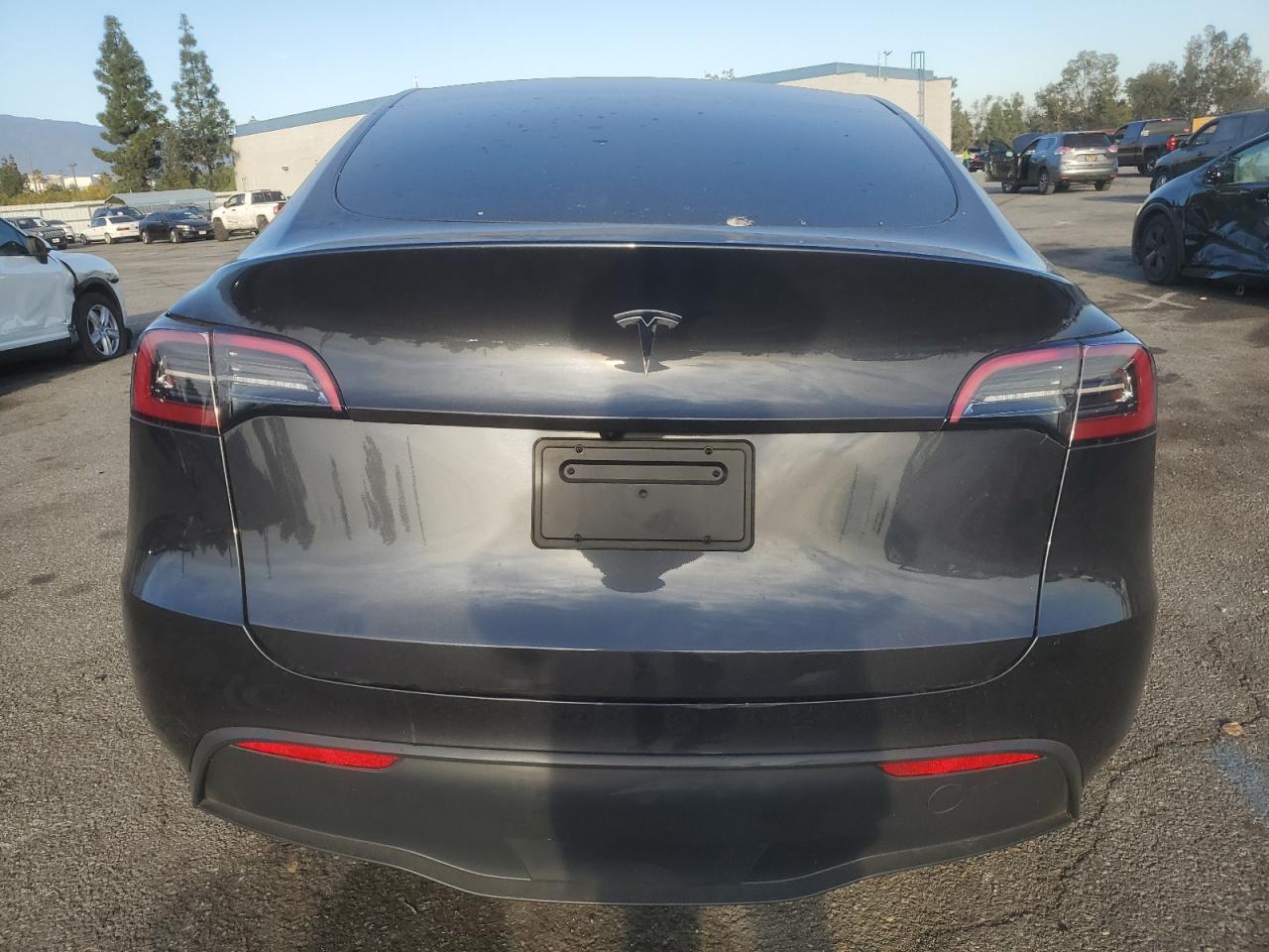 2024 TESLA MODEL Y - Image 6